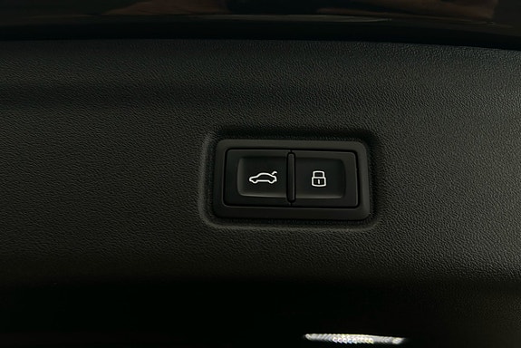 Audi Q6 e-tron 15 of 30