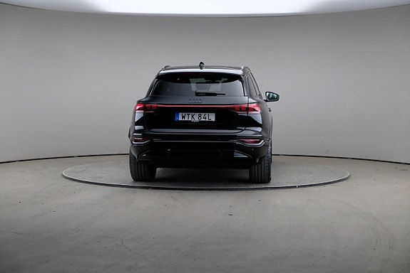 Audi Q6 e-tron 5 of 5