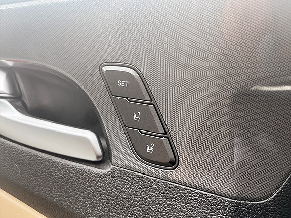 Hyundai Santa Fe 5 of 19