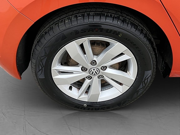 Volkswagen Polo 24 of 26