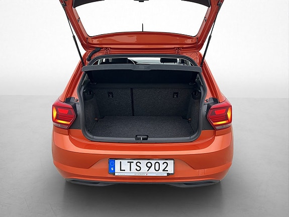 Volkswagen Polo 22 of 26