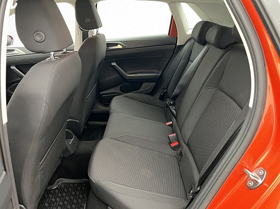 Volkswagen Polo 21 of 26
