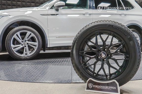 Volkswagen Tiguan Allspace 2 of 28