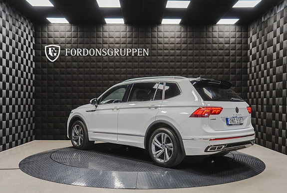 Volkswagen Tiguan Allspace 4 of 28