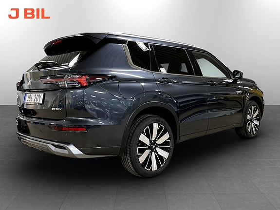 Mitsubishi Outlander 3 of 27