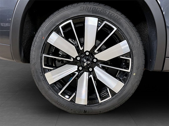 Mitsubishi Outlander 26 of 27