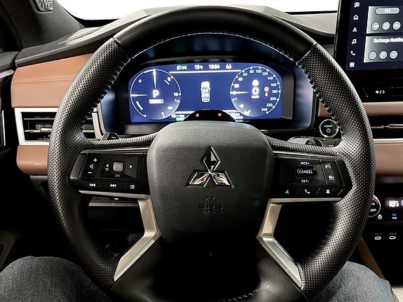 Mitsubishi Outlander 9 of 27