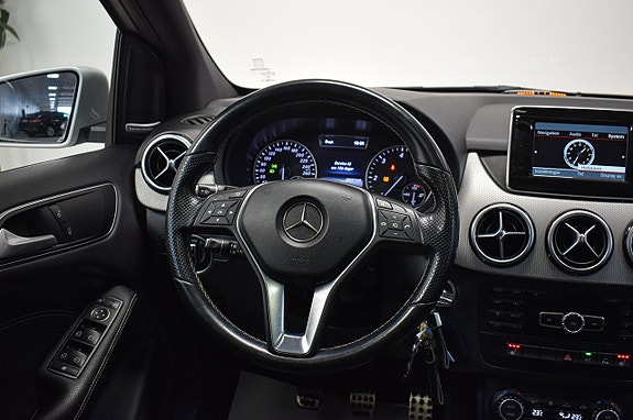 Mercedes-Benz B180 9 of 19