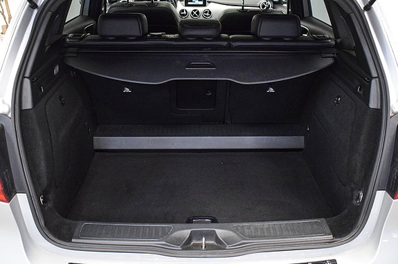 Mercedes-Benz B180 18 of 19