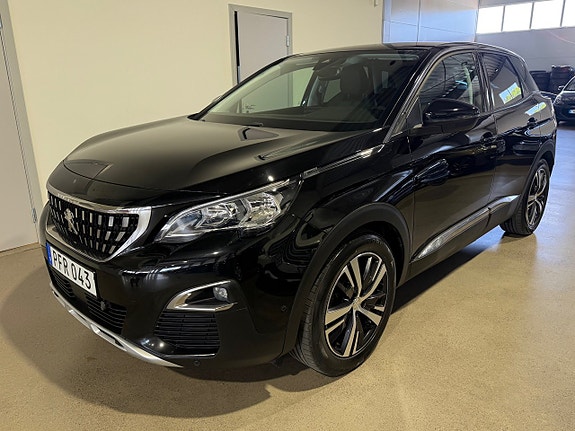 Peugeot 3008 2 of 5