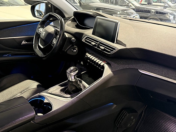 Peugeot 3008 11 of 26