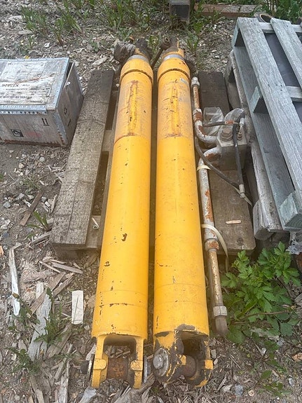 Hydraulkolvar med tillhörande ventilpaket