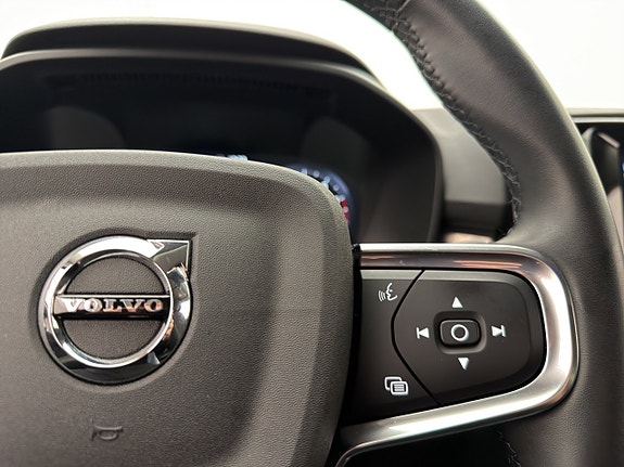 Volvo XC40 20 of 30