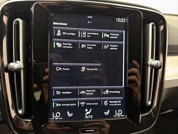 Volvo XC40 22 of 30