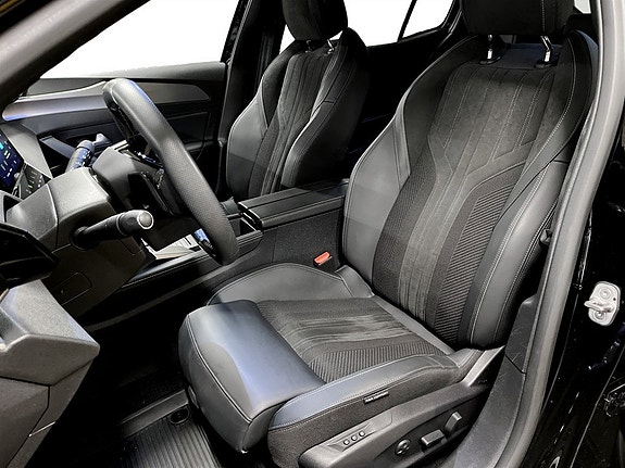 Peugeot 408 4 of 5