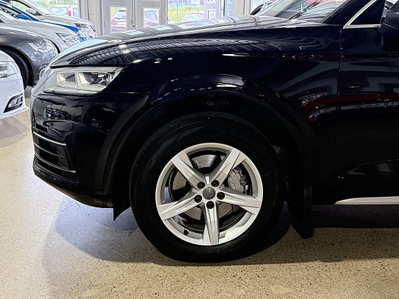 Audi Q5 3 of 5