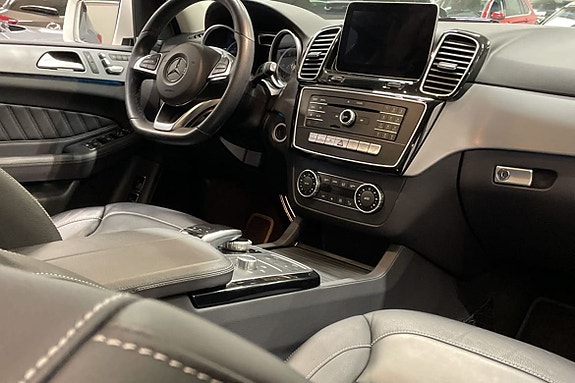Mercedes-Benz GLE350 d 25 of 25