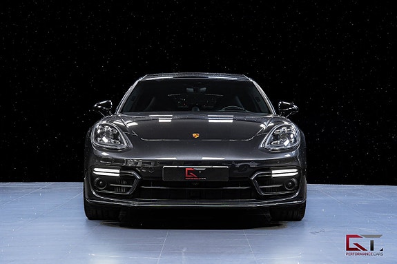 Porsche Panamera Turbo S 4 of 5