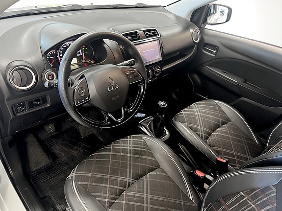 Mitsubishi Space Star 5 of 17