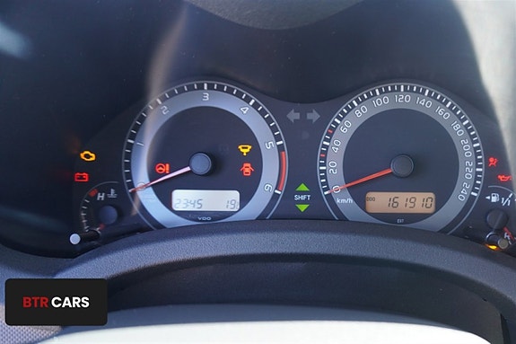 Toyota Auris 9 of 9