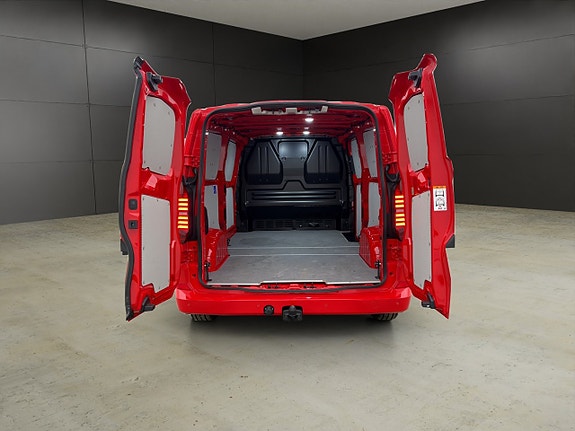 Volkswagen Transporter 16 of 30