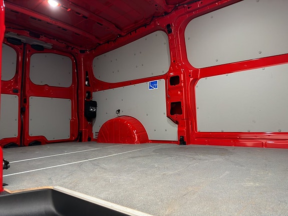 Volkswagen Transporter 19 of 30
