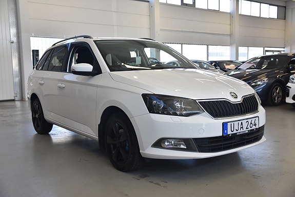 Skoda Fabia 2 of 14