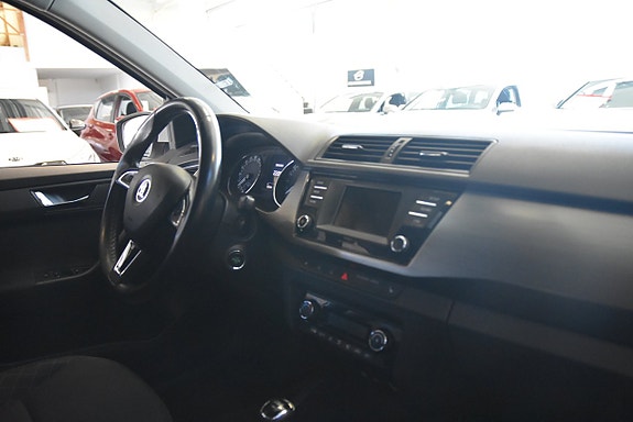 Skoda Fabia 9 of 14