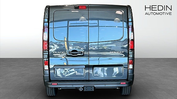 Renault Trafic 7 of 11