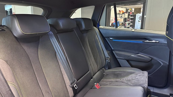 Skoda Enyaq 12 of 23