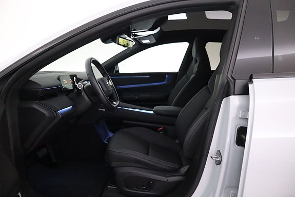 Polestar 4 11 of 22