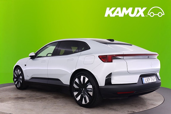 Polestar 4 5 of 22