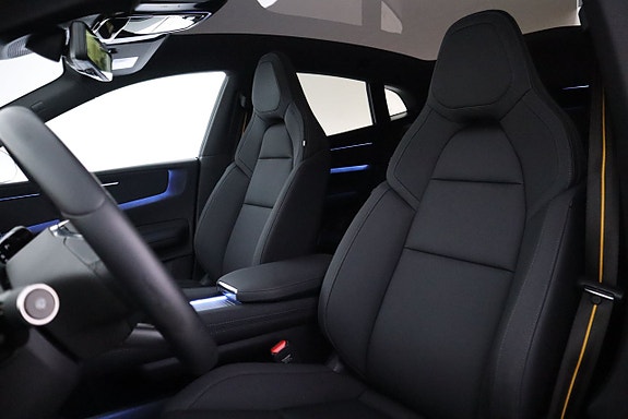 Polestar 4 12 of 22