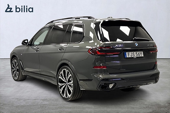 BMW X7 5 of 16