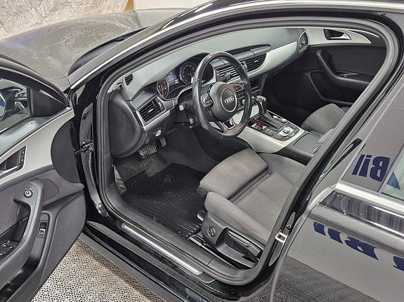 Audi A6 2 of 9