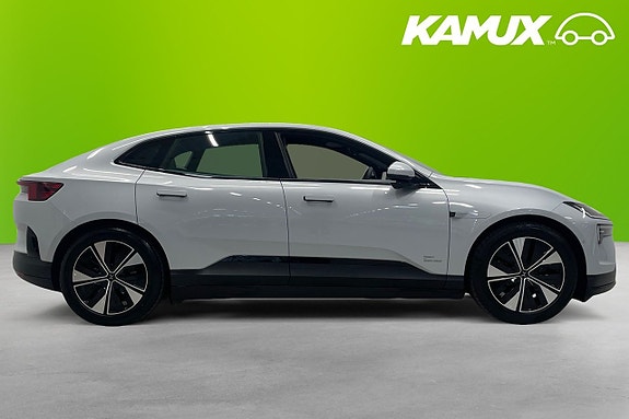 Polestar 4 2 of 5