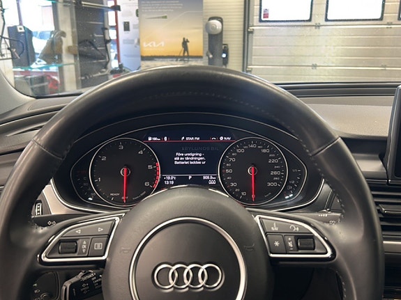 Audi A6 11 of 15