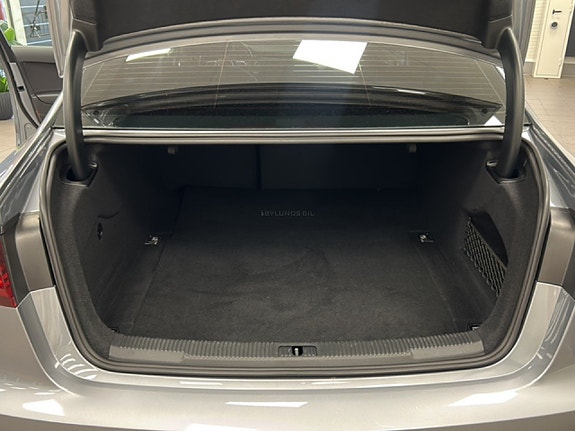 Audi A6 10 of 15