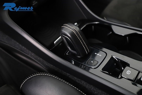 Volvo XC40 14 of 19