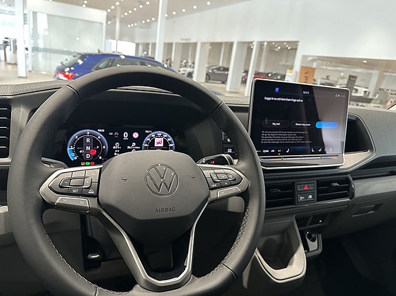 Volkswagen Crafter 10 of 11