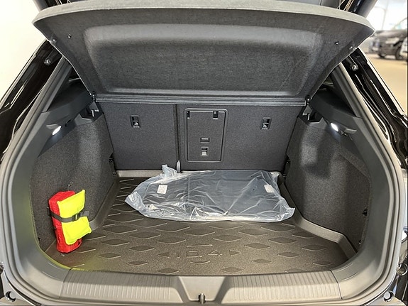 Volkswagen ID.4 8 of 20