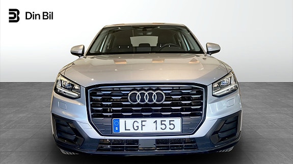 Audi Q2 4 of 5