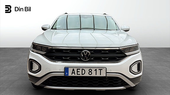 Volkswagen T-Roc 4 of 5
