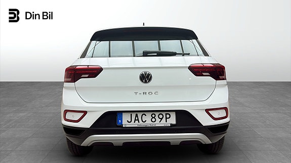 Volkswagen T-Roc 5 of 5