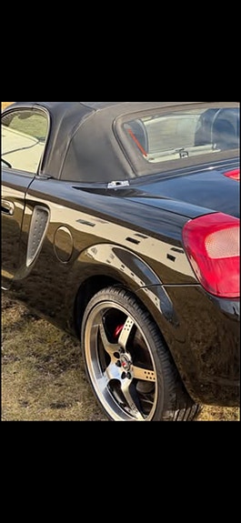 Toyota MR2 3 of 5