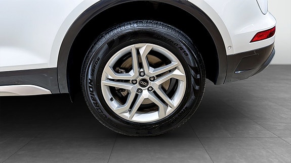 Audi Q5 6 of 21