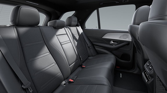 Mercedes-Benz GLE53 14 of 17