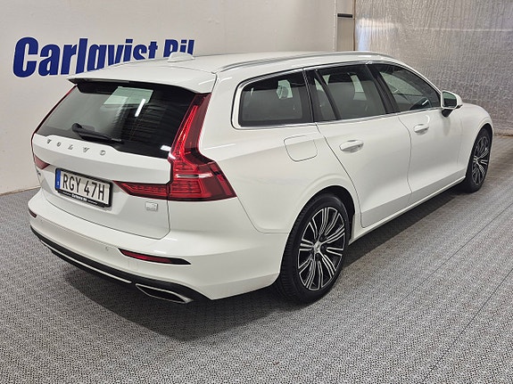 Volvo V60 4 of 11