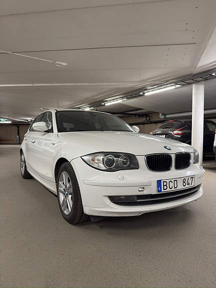 BMW 118d 5 of 5
