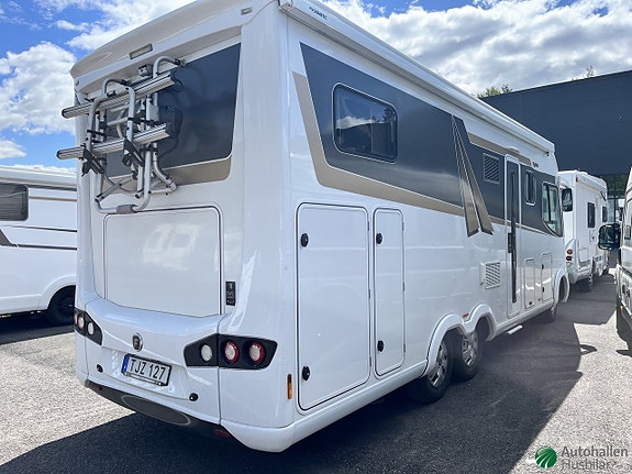 Frankia F-LINE 2 of 12